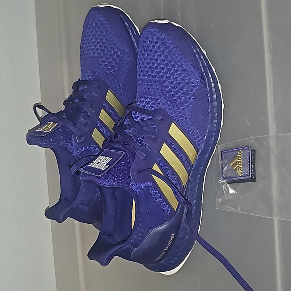 Men's Adidas Ultra Boost - Washington